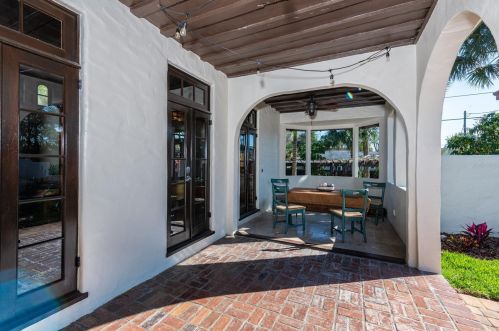 420 Ocean Dunes Rd, Daytona Beach FL  32118-4914 exterior