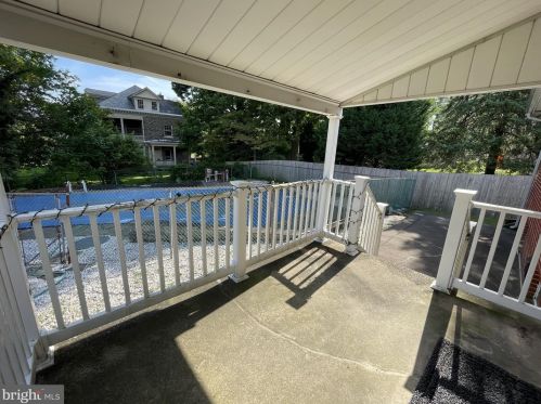 1215 Stratford Ave, Melrose Park PA  19027-3029 exterior