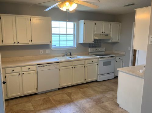 1928 Patrician Way, Fort Walton Beach FL  32547-1033 exterior