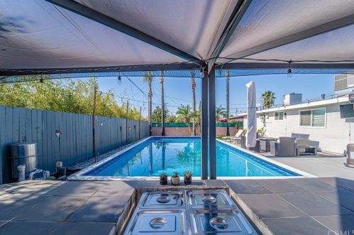 230 Devanah St, Covina CA  91722-1622 exterior