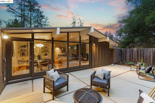 4985 Hedge Ln, Oakland CA  94602-2641 exterior