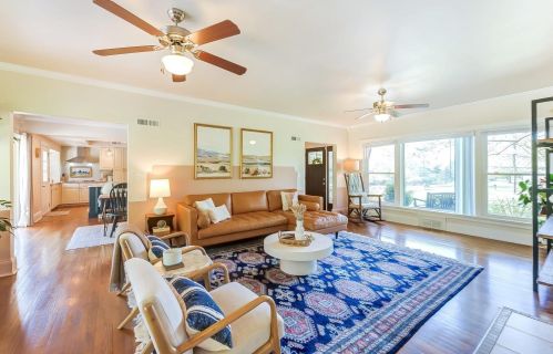 3260 Galbraith Rd, Cincinnati OH 45239-3903 exterior