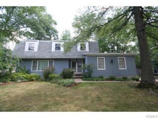 27 Gregory Dr, Goshen, NY 10924-1016