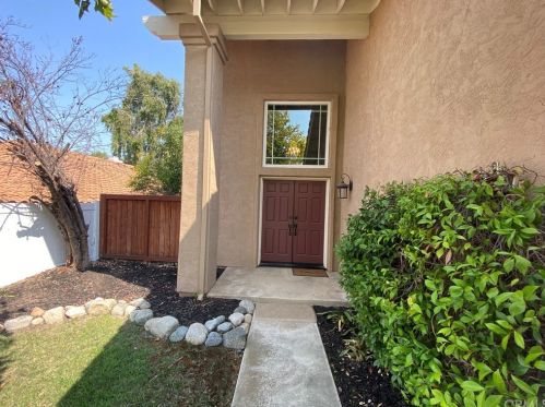 39754 Roripaugh Rd, Temecula CA  92591-6117 exterior