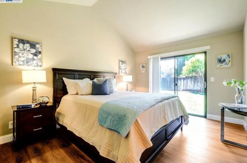 3530 Whitehall Ct, Pleasanton CA  94588-3507 exterior