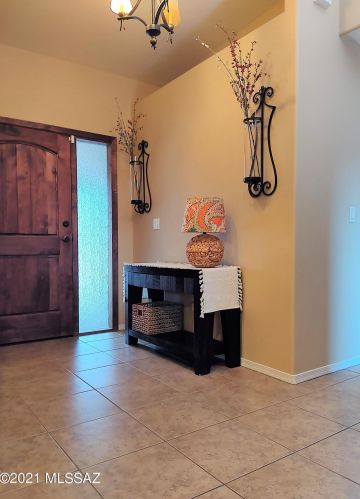 1350 Sol Pl, Tucson, AZ 85705-1435