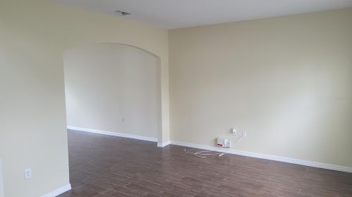 765 Pelican Ct, Kissimmee FL  34759-4540 exterior