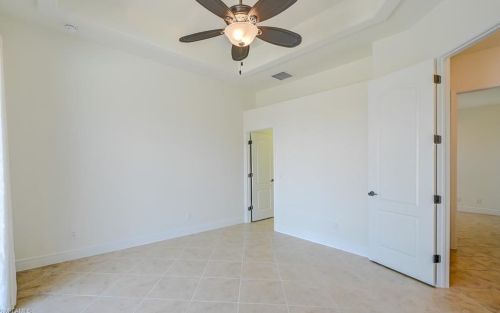 5240 20 Ave, Cape Coral FL  33990-4815 exterior