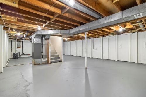 10 Westland Way, Delaware OH  43015-2223 exterior