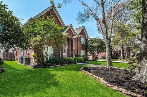 19707 Powerscourt Dr, Humble, TX 77346-2013