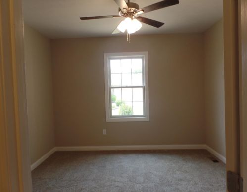 1323 Pekin Rd, Liberty Township OH  exterior