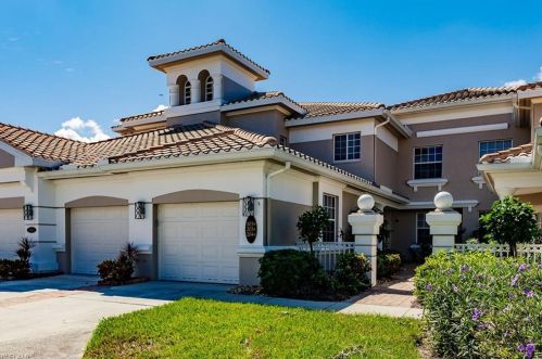 3940 Deer Crossing Ct, Naples, FL 34114-9497