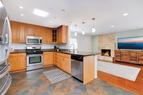 7767 Acama St, San Diego CA 92126-1106 exterior