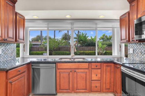 1118 46th Ave, Hollywood FL  33021-5321 exterior