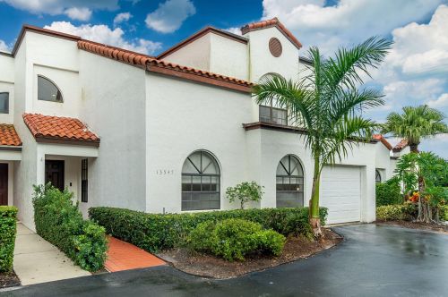 13547 Fountain View Blvd, West Palm Beach, FL 33414-7744