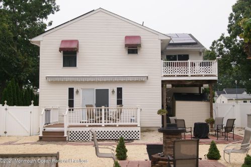 15 Van Ness Dr, Bricktown NJ  08723-5730 exterior