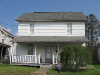 313 16th St, Berwick, PA 18603-2208