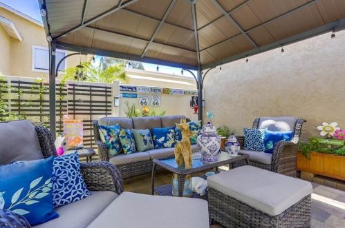 13673 Comuna Dr, Poway CA  92064-4638 exterior