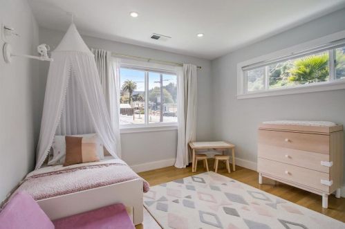 188 Ramona Ave, Pacifica CA  94044-3044 exterior