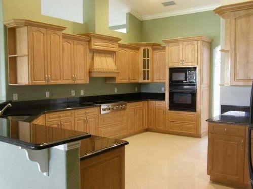 160 Saratoga Ave, Fort Pierce FL  34953-5974 exterior