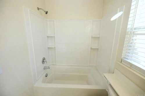 4237 Ivory Ln, Turlock CA  95382-7430 exterior