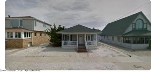 12 Bond Ave, Lavallette, NJ 08735-2108