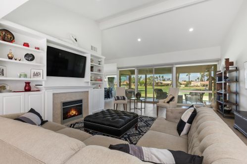 43211 Lacovia Dr, Indio CA  92203-8016 exterior