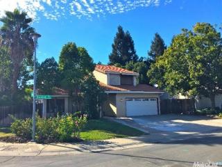 3151 Doroteo Way, Sacramento, CA 95833-2776