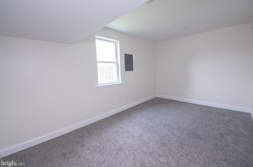 1865 Greymont St, Philadelphia PA  19116-3829 exterior