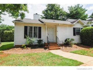 6029 Crape Myrtle Ln, Charlotte, NC 28216-1415
