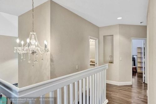 13305 32nd St, Hollywood FL 33027-3911 exterior