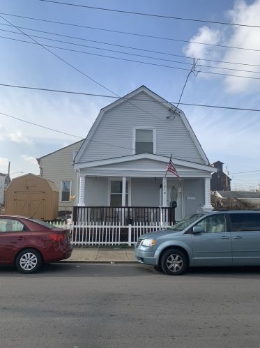 1018 Brighton St, Newport, KY 41071-1584