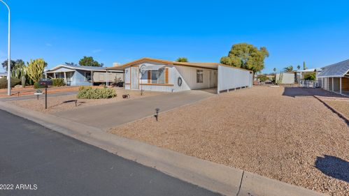 5432 Arcadia Ave, Mesa, AZ 85206-1420