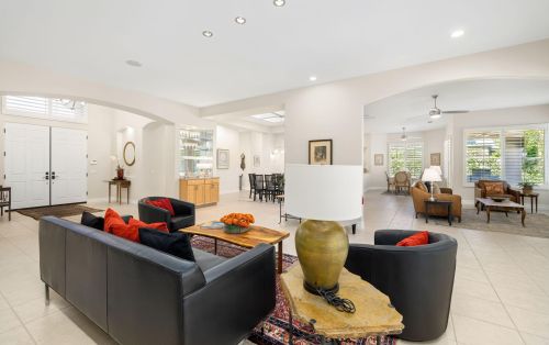 8 King Edward Ct, Rancho Mirage CA  92270-1621 exterior