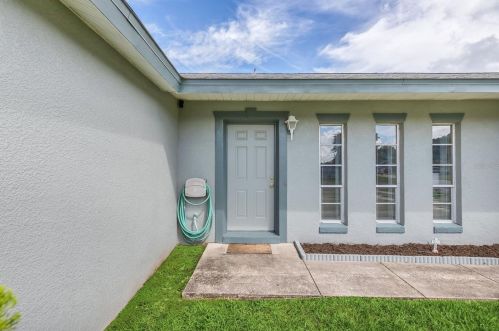 801 Birchwood Cir, Kissimmee, FL 34743-9682