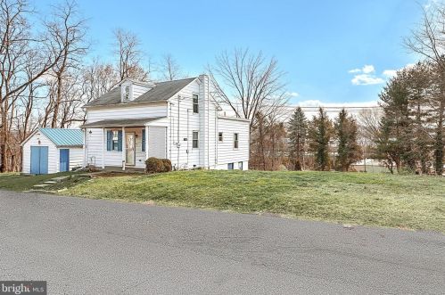 6131 Fulton St, Harrisburg, PA 17111-4360