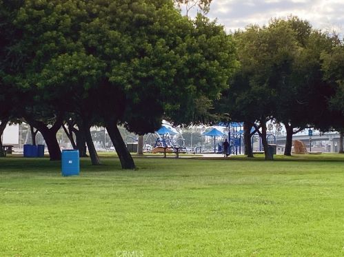 5348 Appian Way, Long Beach CA 90803-4151 exterior