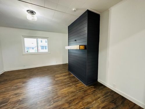 1615 5th Ave, Beaver Falls PA  15010-4028 exterior