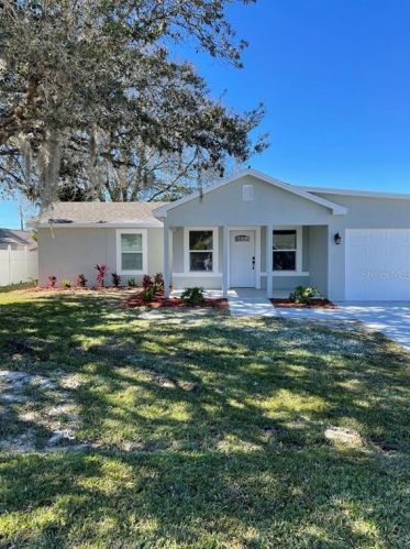 709 Palaiseau Ct, Kissimmee, FL 34759-3805