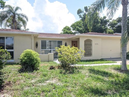 1324 Viking Dr, Tarpon Springs, FL 34691-5170