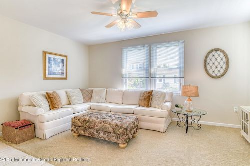 88 Barker Ave, Tinton Falls, NJ 07724-2947