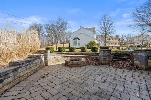 915 Fairfield Ln, Mc Donald PA  15057-2391 exterior