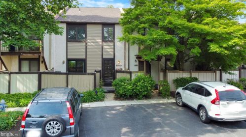 1502 Linden Way, Norristown, PA 19406-3236