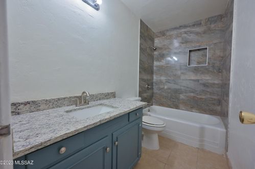 5002 1 St, Tucson AZ 85711-1507 exterior