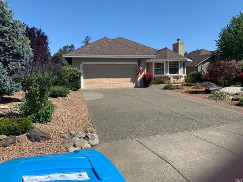 324 Miramonte Way, Santa Rosa, CA 95409-6493