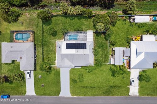 468 Tulip Dr, Sebastian FL  32958-5564 exterior