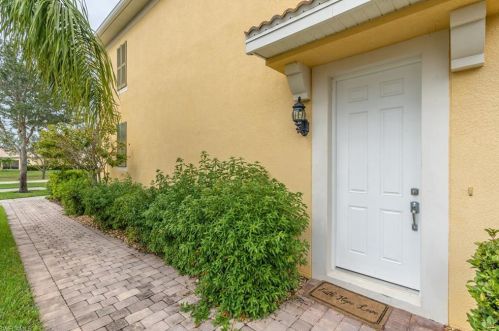 8248 Josefa Way, Naples FL  34114-2666 exterior