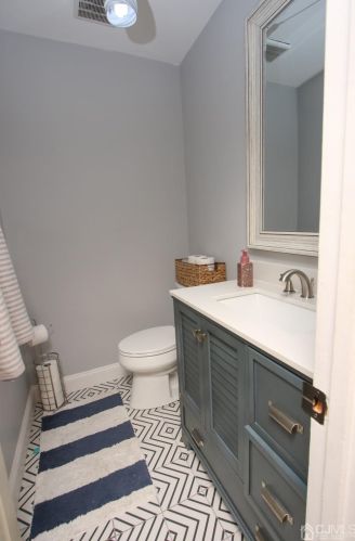 42 Front Ct, Old Bridge NJ  08857-1943 exterior