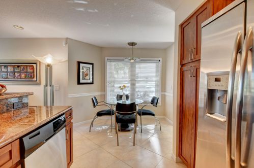 2077 53rd St, Boca Raton FL 33496-3452 exterior