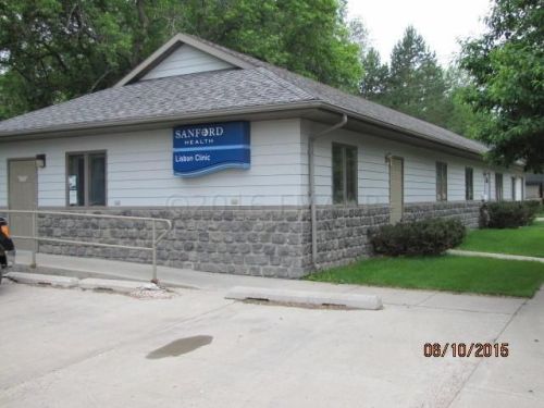 1002 Oak St, Elliott, ND 58054-4361